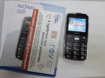 Б/в Мобільний телефон Nomi i220 01-201100902