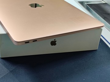 Б/в Ноутбук Apple makbook air 13,3"/apple m1/ram8gb/ssd256gb/7core gpu 01-201104991