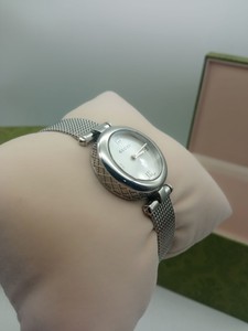 Б/в Годинник Gucci 141.5 01-201116413