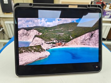 Б/в Планшет Apple ipad pro 12.9 2022 wi-fi 256gb 01-201110847