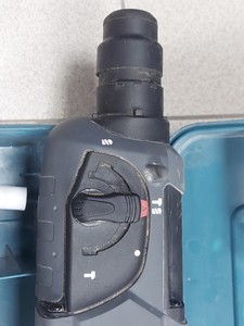 Б/в Перфоратор Makita hr2470 01-201101009
