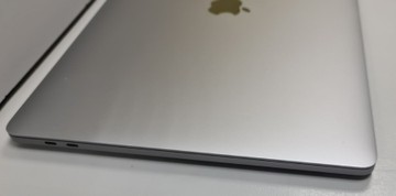 Б/в Ноутбук Apple macbook pro a1707 екр 15.4/core i7 2,9ghz/ram16gb/ssd512gb/hd 630 01-201159208