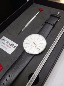 01-200577846: Arne Jacobsen 57102-0915