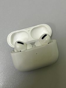 01-200619376: Apple airpods pro