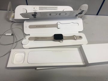 01-200637111: Apple watch se 2 gps 44mm aluminum case with sport