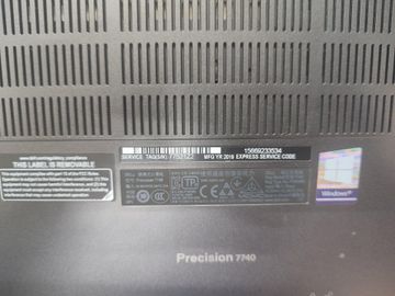 01-200776932: Dell 17/core i7 9850h ddr4/32gb ddr4/hdd *відсутній/ssd 512 gb/quadro rtx 3000 6gb