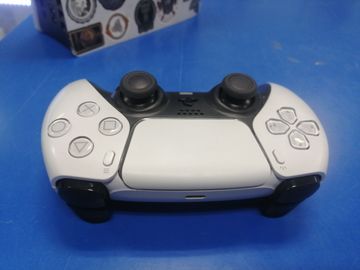 01-200780398: Sony playstation 5 slim 1tb