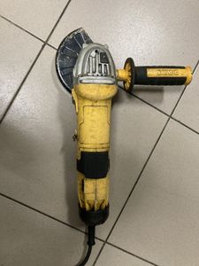 01-200787424: Dewalt dwe4257