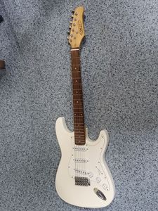 Б/у Электрогитара J And J Sisters без моделі 01-200742975