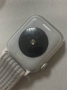Б/в Смарт-годинник Apple watch se 2 gps 40mm aluminium case 01-200814760
