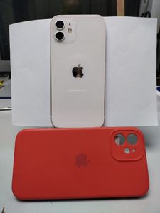 Б/в Мобільний телефон Apple iphone 12 64gb 01-200827589