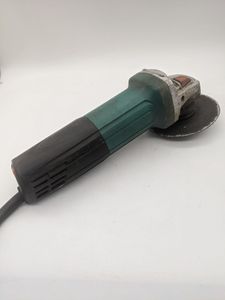 Б/у Угловая шлифмашина Sturm ag9012te 01-200833958