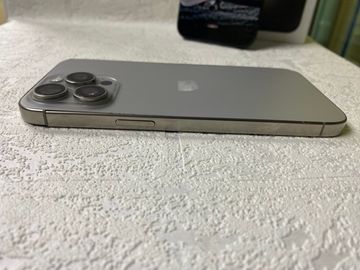 Б/у Мобильный телефон Apple iphone 15 pro max 256gb 01-200836824