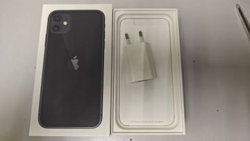 Б/в Мобільний телефон Apple iphone 11 64gb 01-200833320