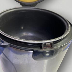 Б/в Мультиварка Hilton hmc-511 01-200835503