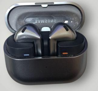 Б/в Навушники Samsung galaxy buds3 01-200803272