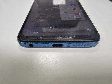 Б/у Мобильный телефон Tecno spark 10 ki5q 8/128gb 01-200853809