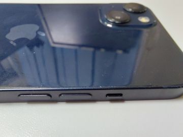 Б/в Мобільний телефон Apple iphone 13 128gb 01-200855270