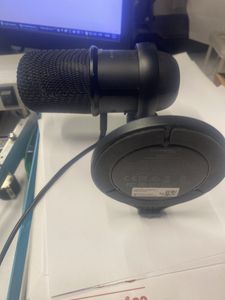 Б/у Микрофон Hyperx solocast 01-200861022