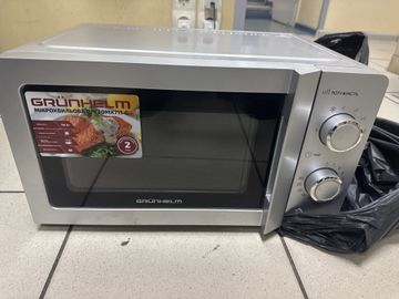 Б/у Микроволновая печь Grunhelm 20mx711-g 01-200864857