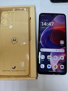 Б/в Мобільний телефон Motorola moto e15 2/64gb 01-200868911