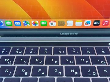 Б/в Ноутбук Apple a1706 macbook pro 13,3" core i5 3.1ghz /ram 16gb /ssd 256/ gpu intel iris plus 650 1536mb 01-200891966