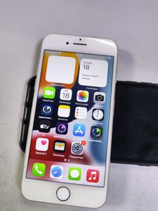 Б/в Мобільний телефон Apple iphone 7 32gb 01-200901903