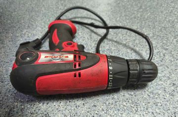 Б/в Шурупокрут Победіт мдш 950 01-200904828