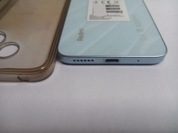 Б/в Мобільний телефон Xiaomi redmi 13 6/128gb 01-200910322