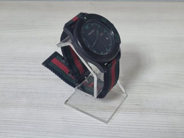 Б/в Годинник Gucci 126.2 01-200940821