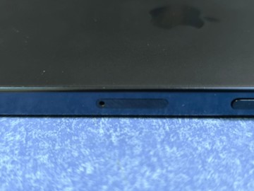 Б/в Мобільний телефон Apple iphone 15 pro 512gb 01-201008061