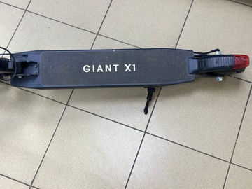 Б/в Електросамокат Giant x1 01-200986745
