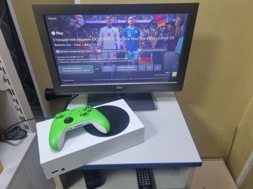 Б/в Ігрова приставка Microsoft xbox series s 512gb 01-200983019