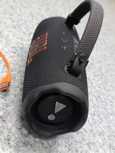 Б/в Акустика Jbl charge 6 01-201068726