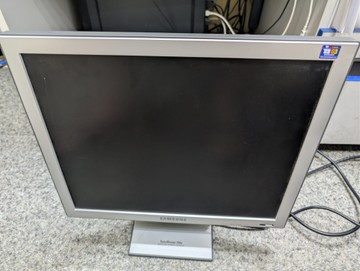 Б/у Монитор Samsung gh17ps 01-201075912