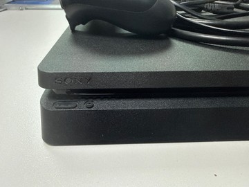 Б/в Ігрова приставка Sony playstation 4 slim 1tb 01-201137814