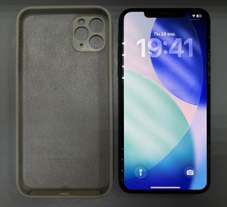 Б/в Мобільний телефон Apple iphone 11 pro max 64gb 01-201137219