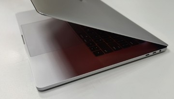 Б/в Ноутбук Apple macbook pro a1707 екр 15.4/core i7 2,9ghz/ram16gb/ssd512gb/hd 630 01-201159208