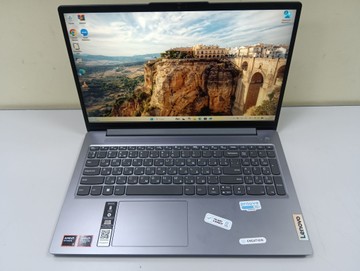 Б/в Ноутбук Lenovo 15"/amd ryzen 3 30/ram 16 gb ddr5/ssd 512 gb/інтегрована 01-201160698