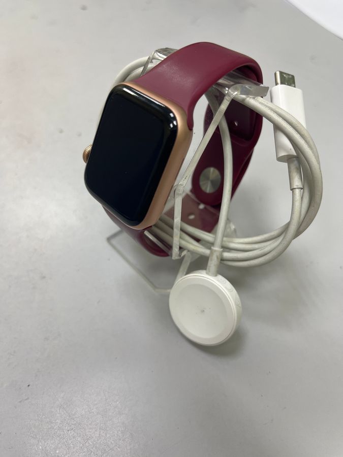 watch se gps 40mm aluminum case a2351