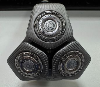 01-200605685: Philips shaver series 9000 s9987