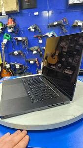 01-200636347: Apple macbook pro 16" late 2023