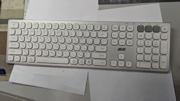 01-200759081: 2E ks270/white