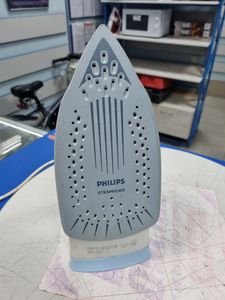 01-200761208: Philips gc3320