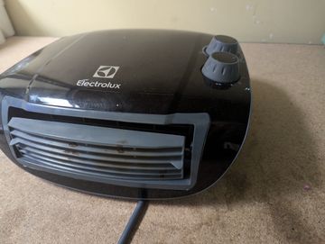 Б/у Обогреватель воздушный Electrolux efh/c-2115 01-200777213