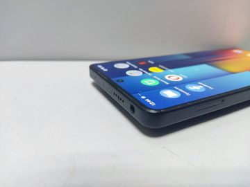 Б/в Мобільний телефон Xiaomi poco m6 pro 12/512gb 01-200805169