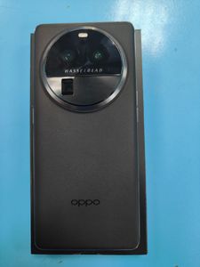 Б/в Мобільний телефон Oppo find x6 pro 12/256gb 01-200778906