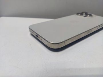 Б/в Мобільний телефон Apple iphone 16 pro max 256gb 01-200819051