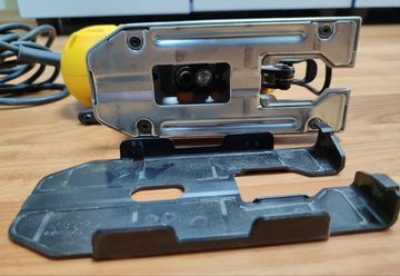 Б/в Електролобзик Dewalt dwe249 01-200816432