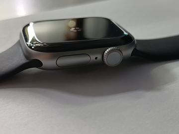 Б/в Смарт-годинник Apple watch series 11 gps 42mm alu. case 01-200820579